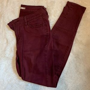 Levi’s 710 Super Skinny jeans Size 26